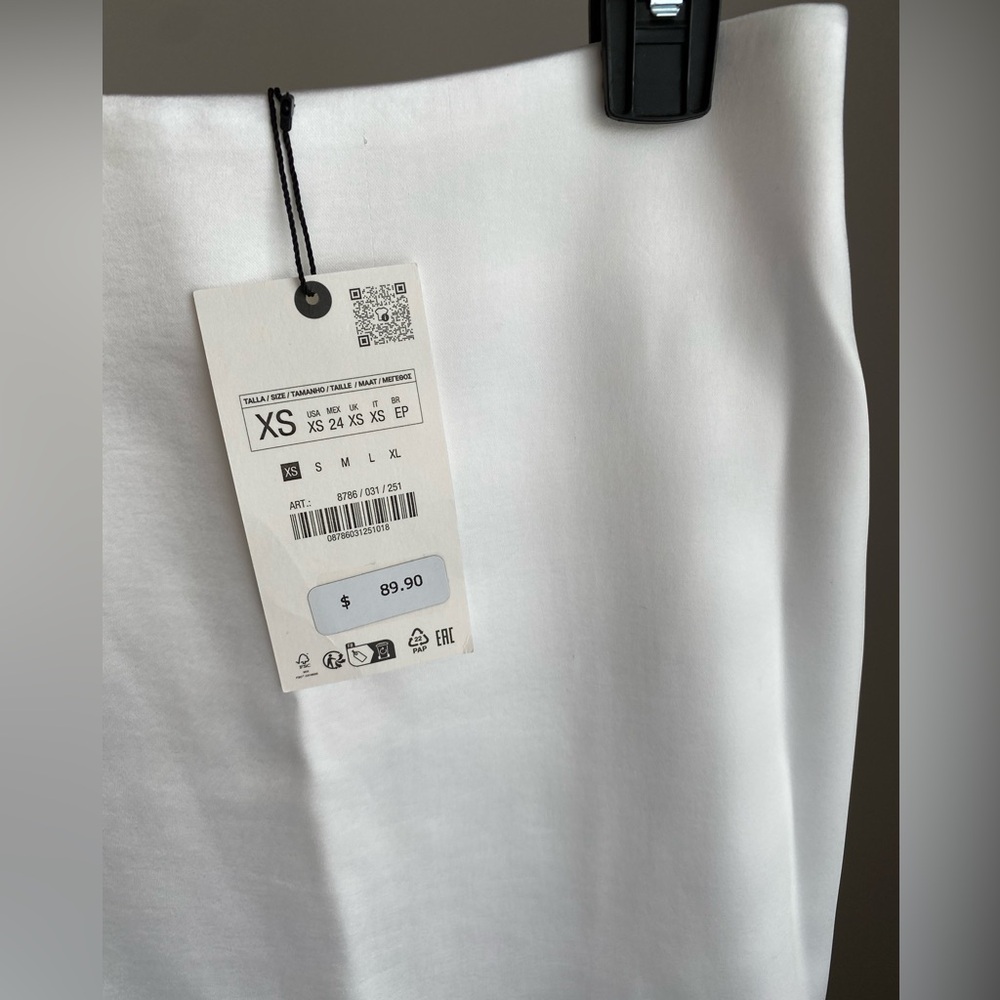 Zara Satin Effect High Waist Midi Skirt Back slit Oyster White Thick NWT - Picture 15 of 16